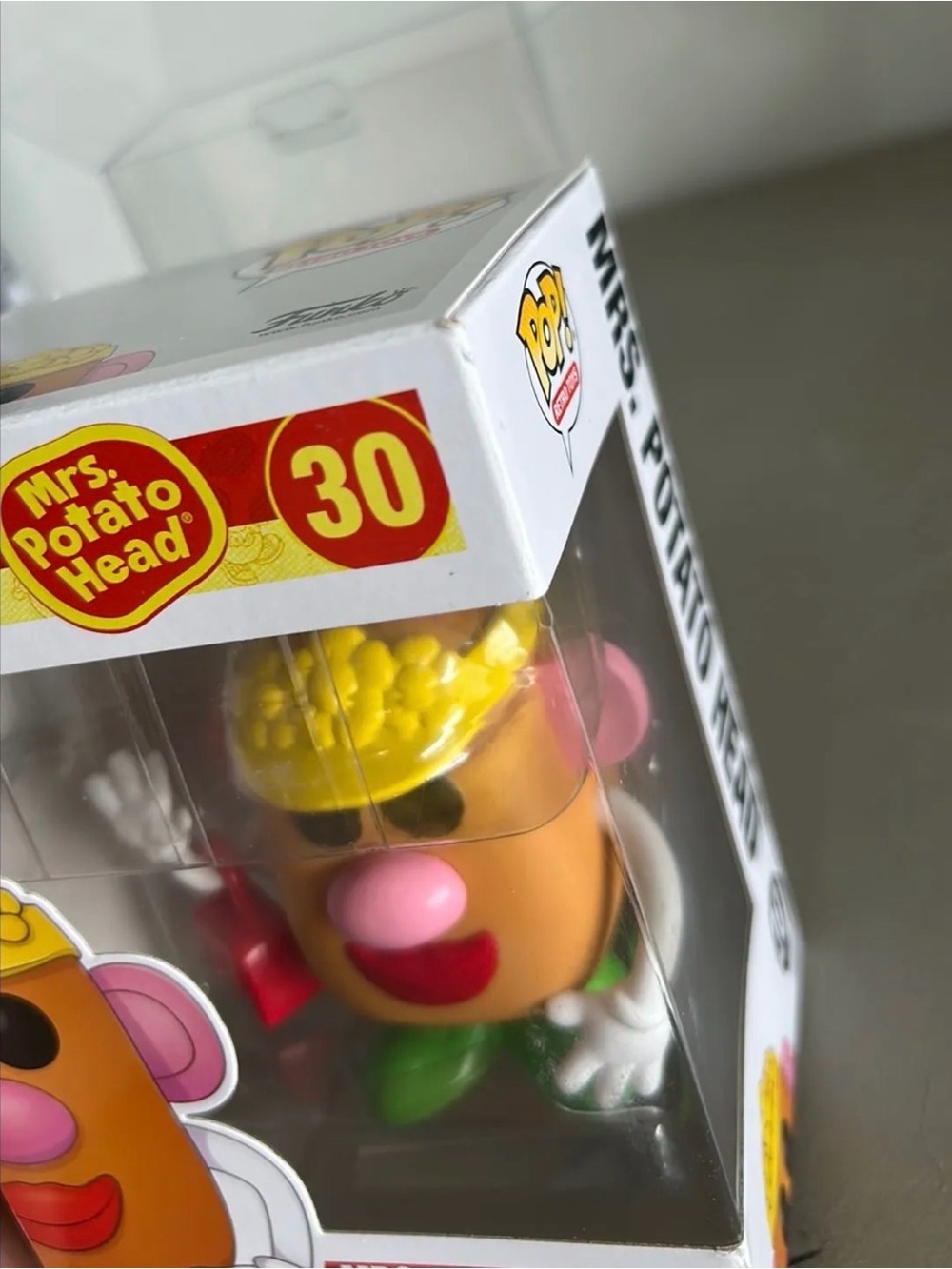 Funko POP! Mrs. Potato Head - Brown, Yellow, Pink - Picture 8 of 8